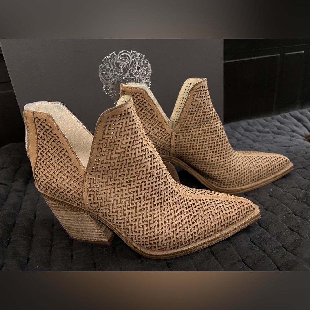 Vince Camuto Tan Woven Ankle Boots - Picture 2 of 12